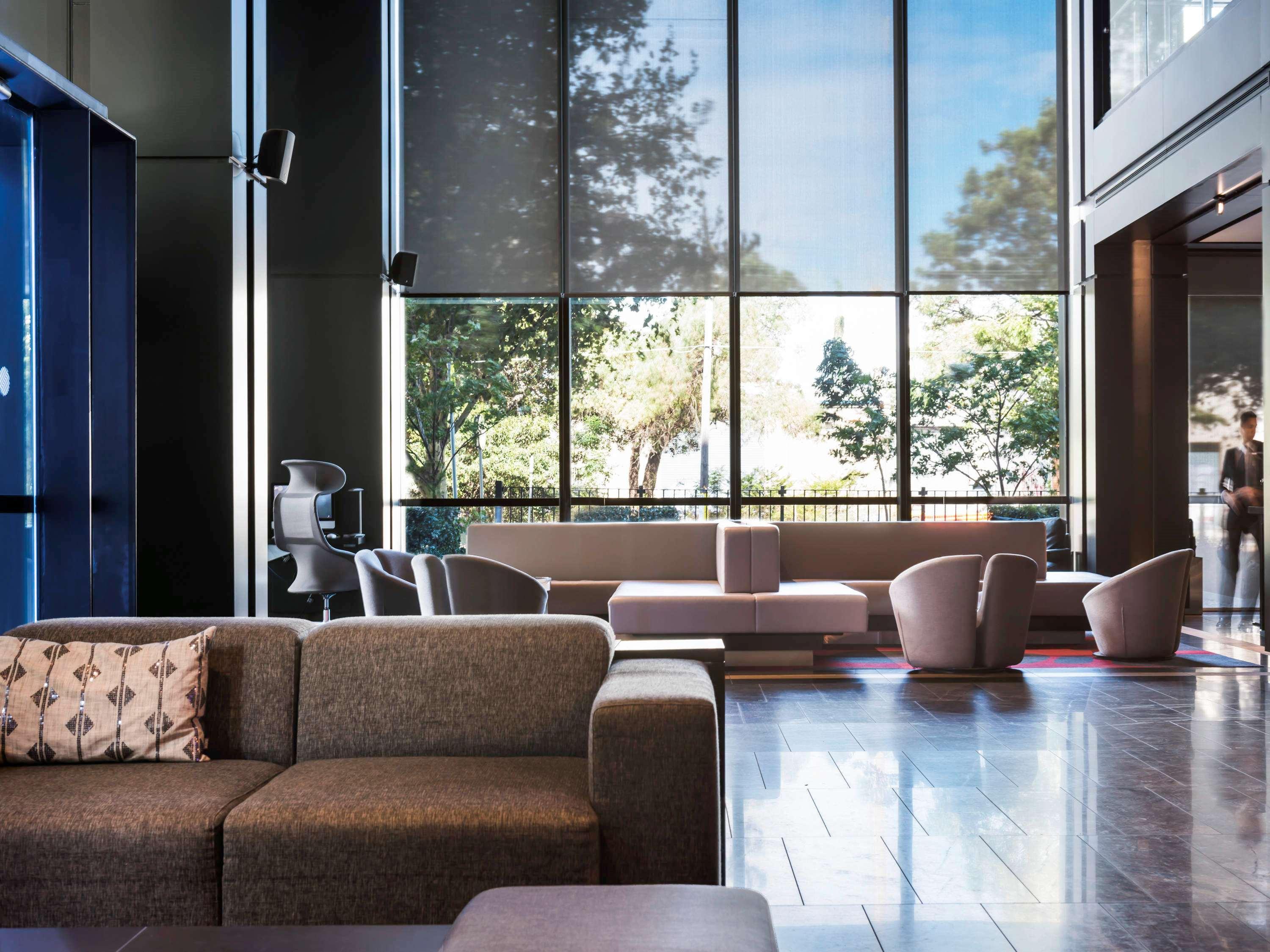 พูลแมน ซิดนีย์ แอร์พอร์ต Hotel ภายนอก รูปภาพ The lobby of the hotel